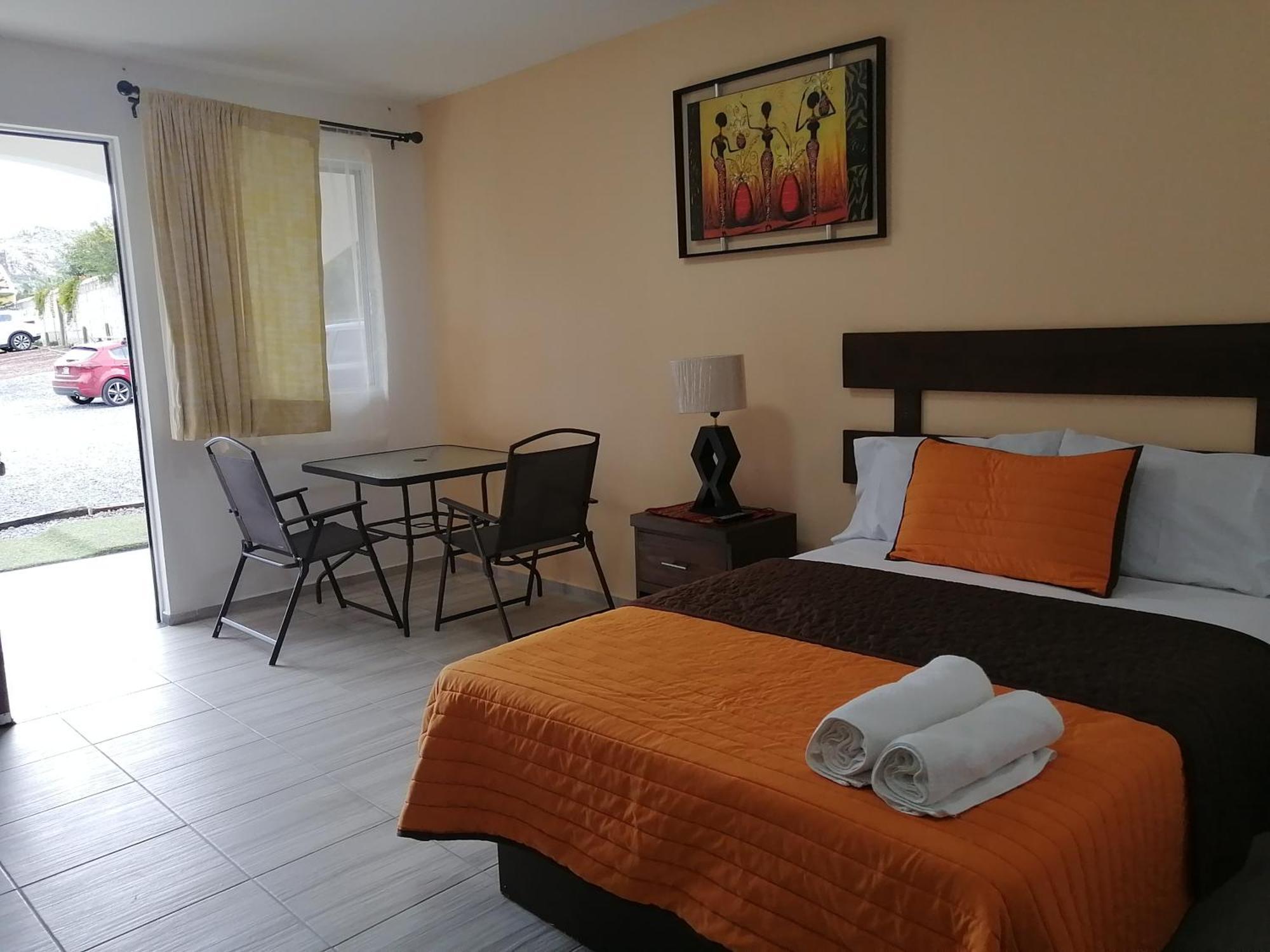 Hotel Quinta Las Fuentes Bernal Bagian luar foto