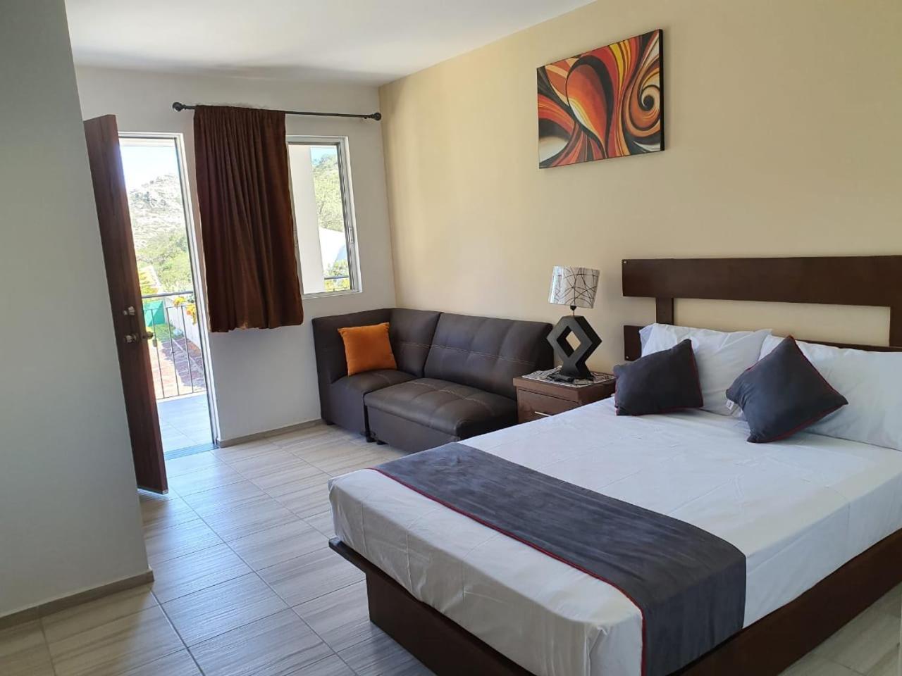 Hotel Quinta Las Fuentes Bernal Bagian luar foto