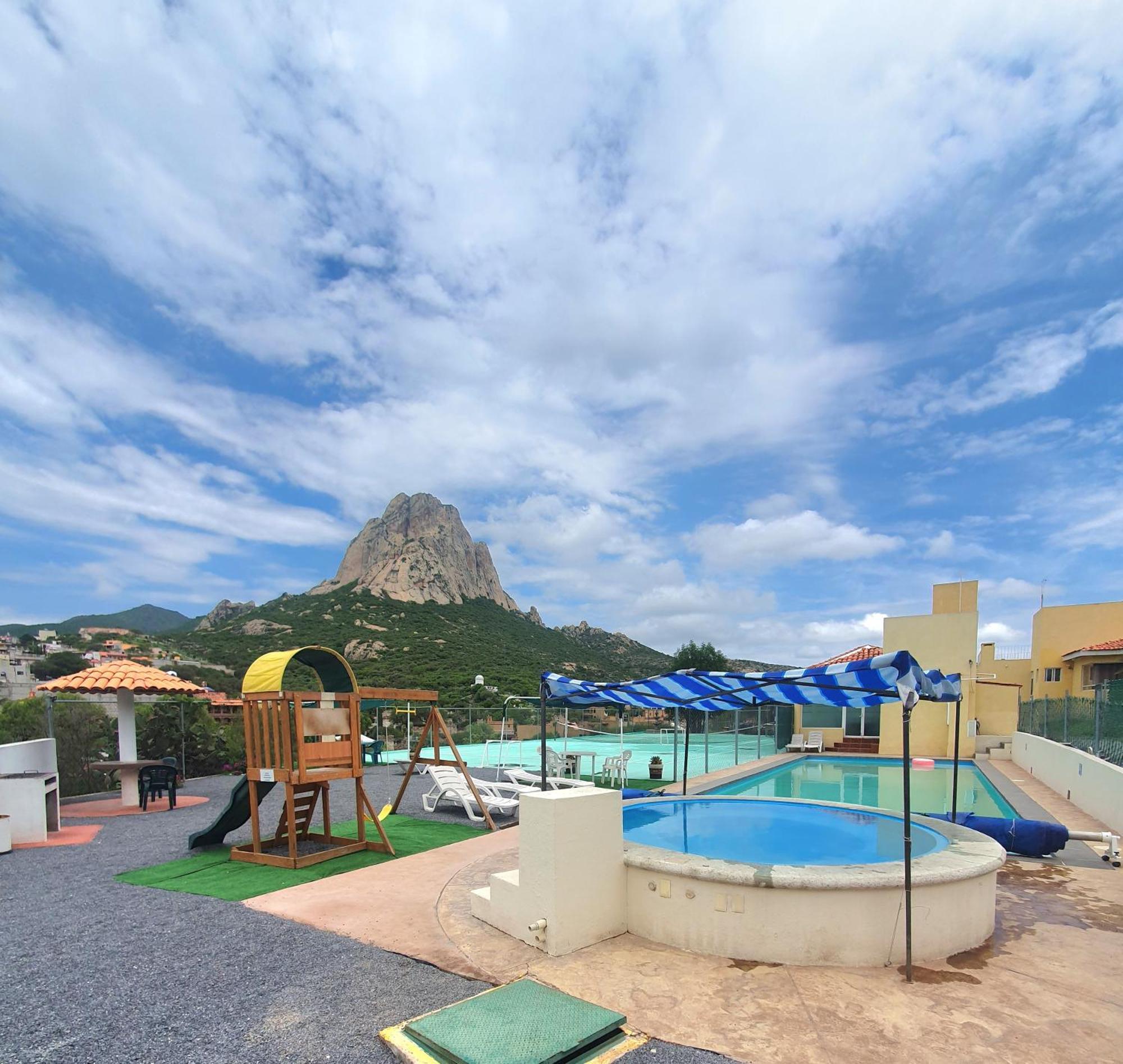 Hotel Quinta Las Fuentes Bernal Bagian luar foto